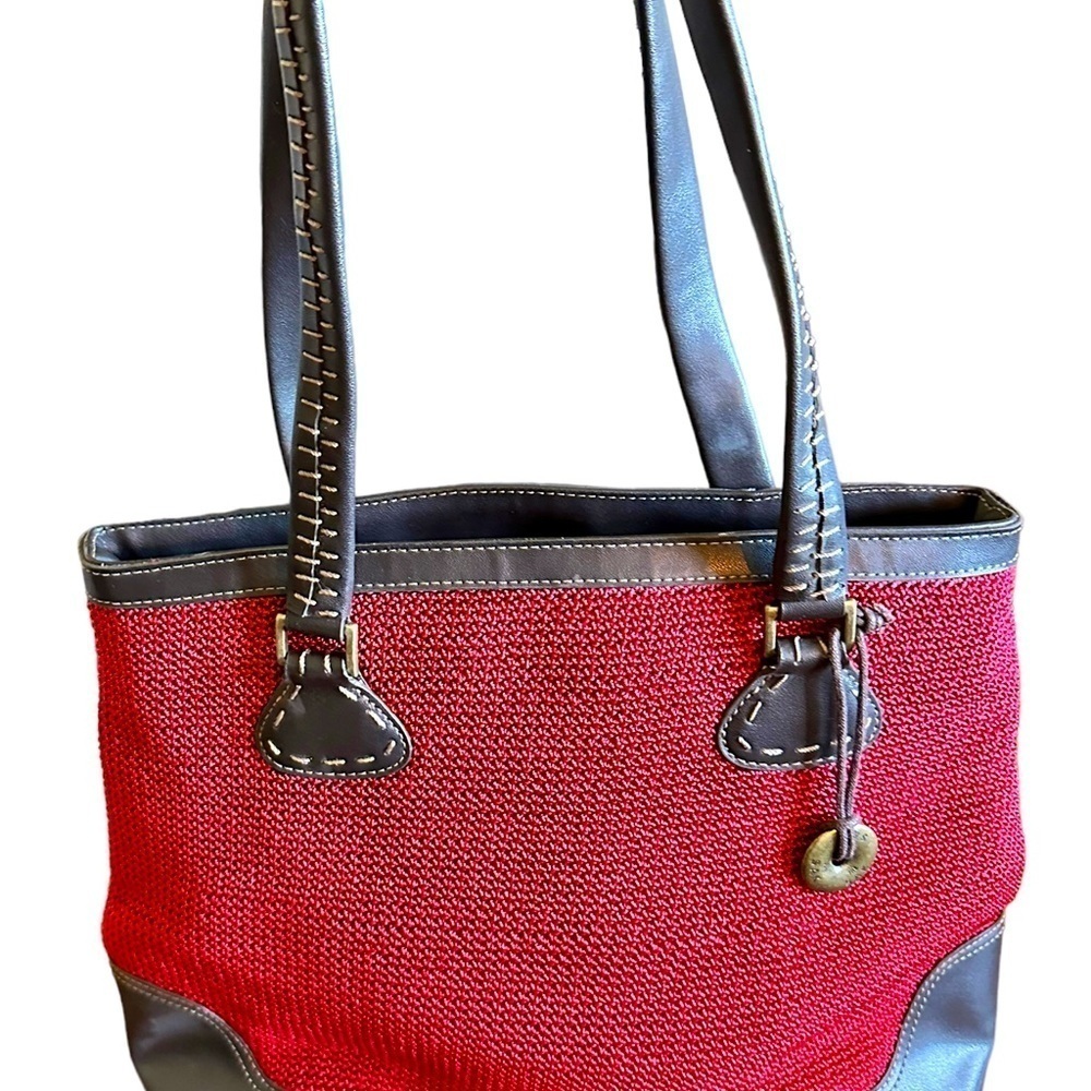 The Sak Garnet Red Crochet Woven Hobo Shoulder Bag Medium - Picture 3 of 5